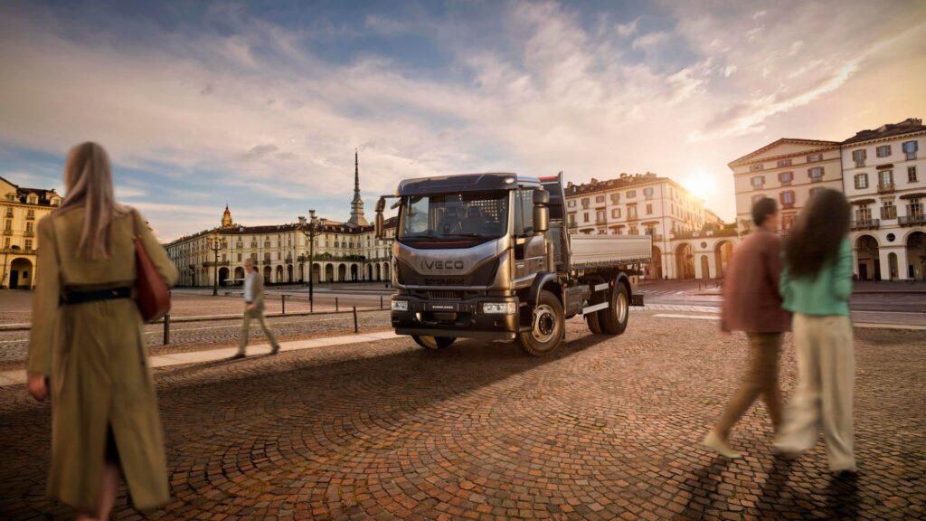 Uusi Iveco Eurocargo lavarungolla